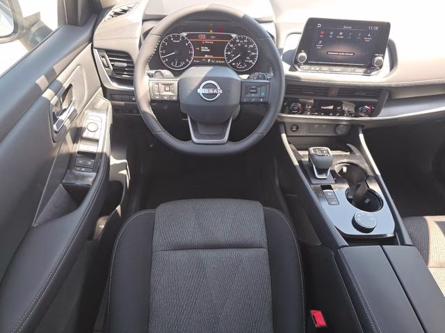 2026 Everest White Pearl Tricoat Nissan Rogue SV AWD SUV