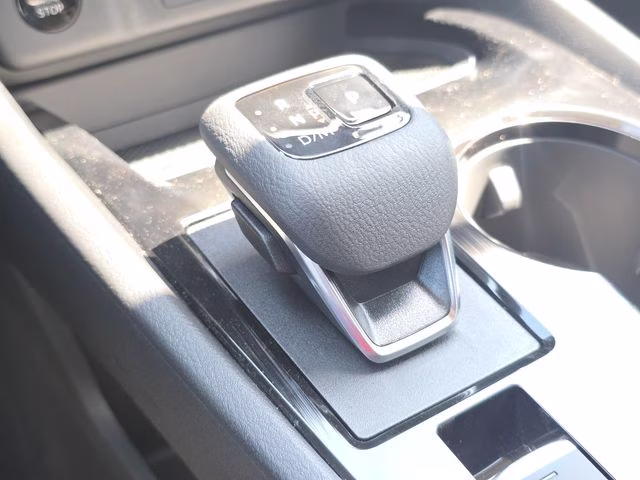 2026 Everest White Pearl Tricoat Nissan Rogue SV AWD SUV