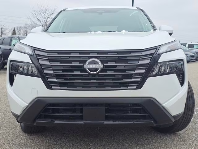 2026 Everest White Pearl Tricoat Nissan Rogue SV AWD SUV