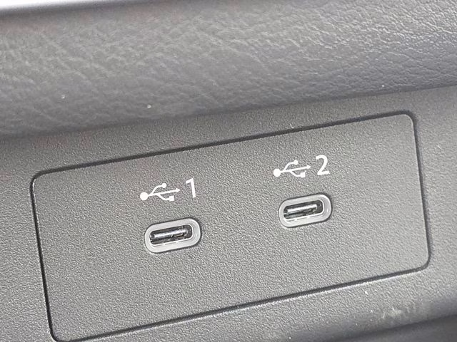 2026 Everest White Pearl Tricoat Nissan Rogue SV AWD SUV