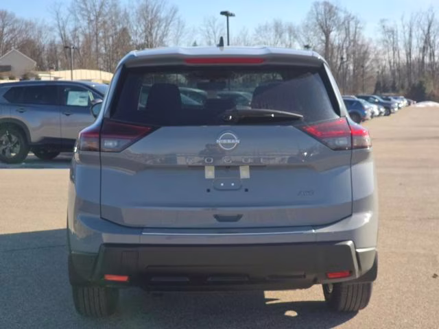 2026 Boulder Gray Pearl Nissan Rogue SV AWD SUV