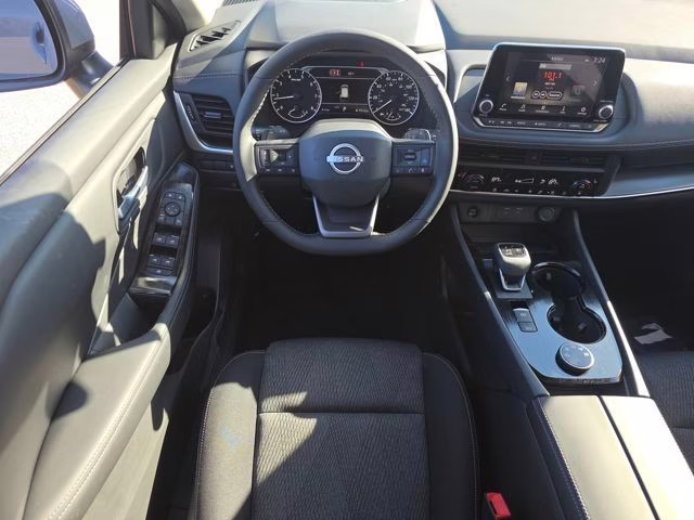 2026 Boulder Gray Pearl Nissan Rogue SV AWD SUV