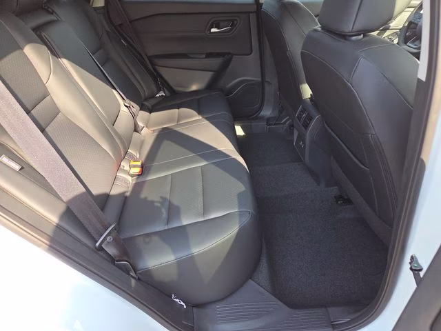 2026 Everest White Pearl Tricoat Nissan Rogue Dark Armor AWD SUV