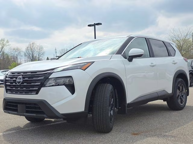 2026 Everest White Pearl Tricoat Nissan Rogue SV AWD SUV