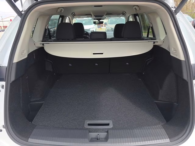 2026 Everest White Pearl Tricoat Nissan Rogue SV AWD SUV