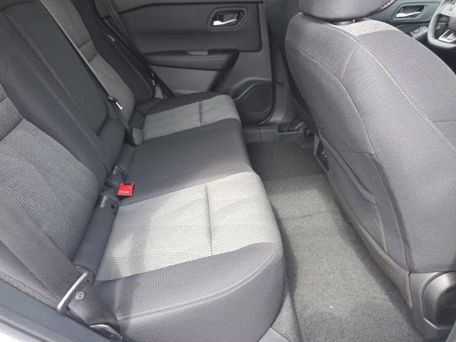 2026 Everest White Pearl Tricoat Nissan Rogue SV AWD SUV