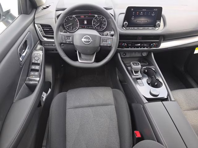2026 Everest White Pearl Tricoat Nissan Rogue SV AWD SUV