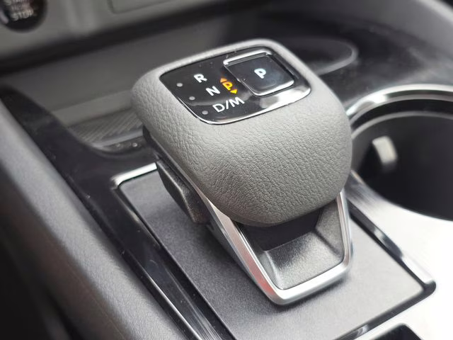 2026 Everest White Pearl Tricoat Nissan Rogue SV AWD SUV