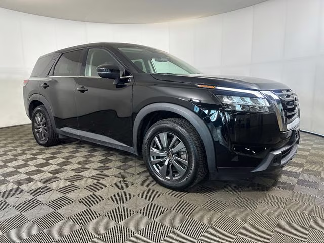 2022 Super Black Nissan Pathfinder S 4X4 SUV