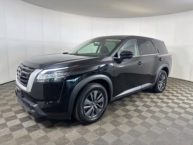 2022 Super Black Nissan Pathfinder S 4X4 SUV