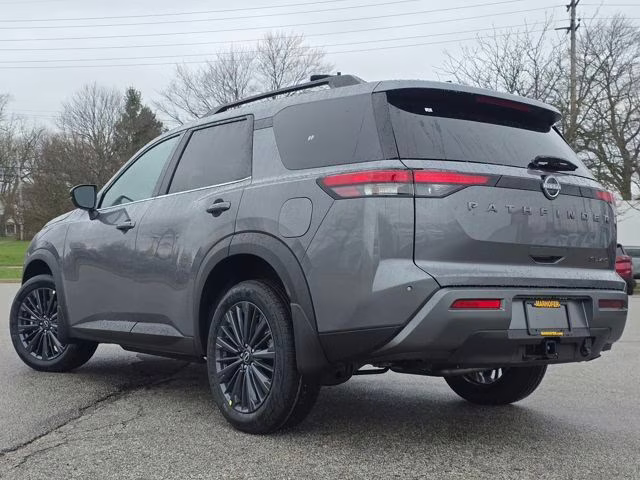 2026 Gun Metallic Nissan Pathfinder SL 4X4 SUV