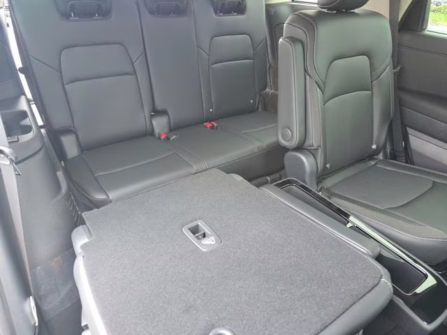 2026 Gun Metallic Nissan Pathfinder SL 4X4 SUV