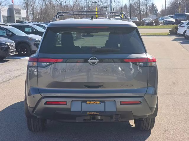 2026 Gun Metallic Nissan Pathfinder SL 4X4 SUV