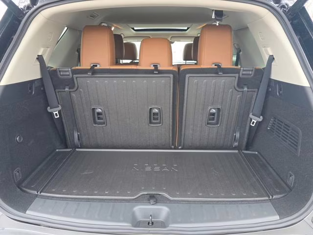 2026 Gun Metallic Nissan Pathfinder Platinum 4X4 SUV