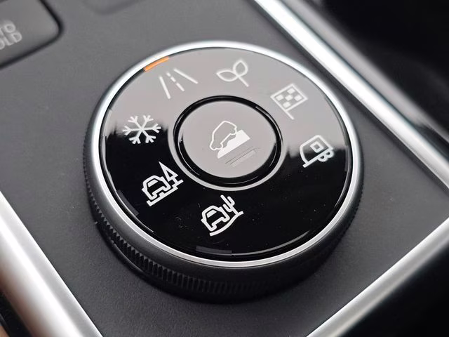 2026 Gun Metallic Nissan Pathfinder Platinum 4X4 SUV