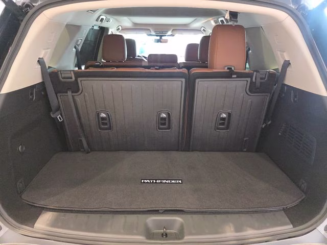 2026 Boulder Gray Pearl Nissan Pathfinder Platinum 4X4 SUV