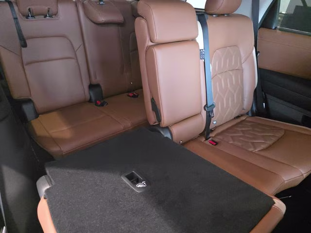 2026 Boulder Gray Pearl Nissan Pathfinder Platinum 4X4 SUV