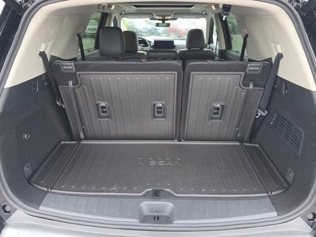 2026 Super Black Nissan Pathfinder Platinum 4X4 SUV