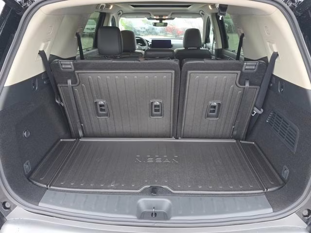2026 Super Black Nissan Pathfinder Platinum 4X4 SUV