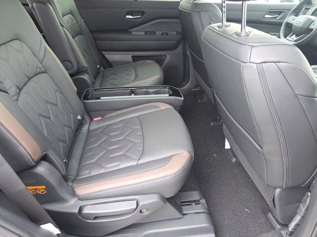2026 Gun Metallic Nissan Pathfinder Platinum 4X4 SUV