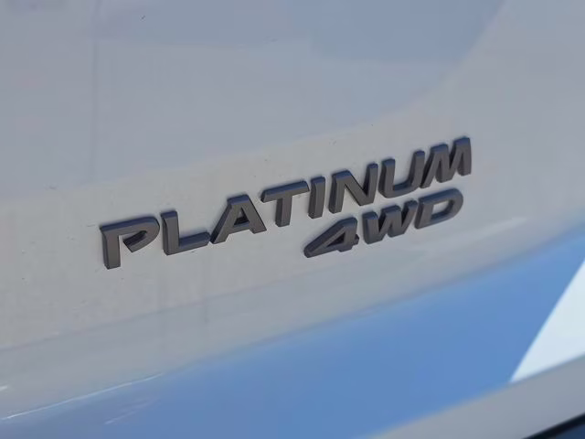 2026 Everest White Pearl Tricoat Nissan Pathfinder Platinum 4X4 SUV