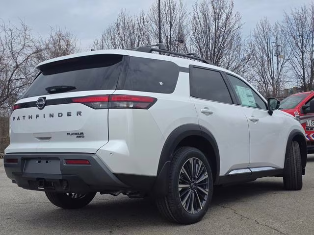 2026 Everest White Pearl Tricoat Nissan Pathfinder Platinum 4X4 SUV