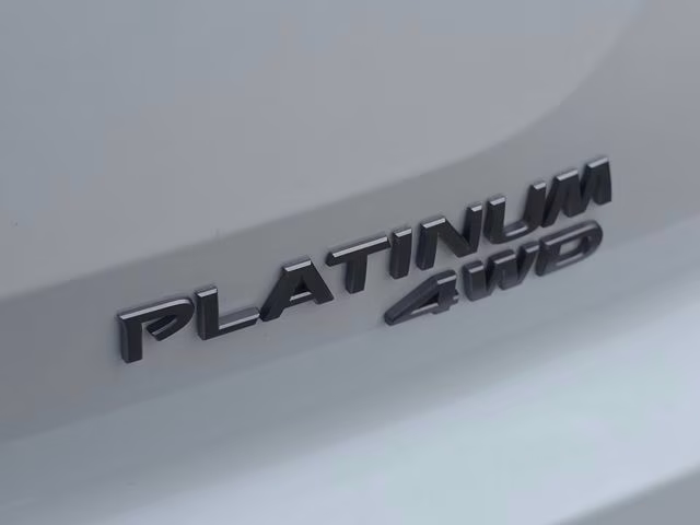 2026 Everest White Pearl Tricoat Nissan Pathfinder Platinum 4X4 SUV