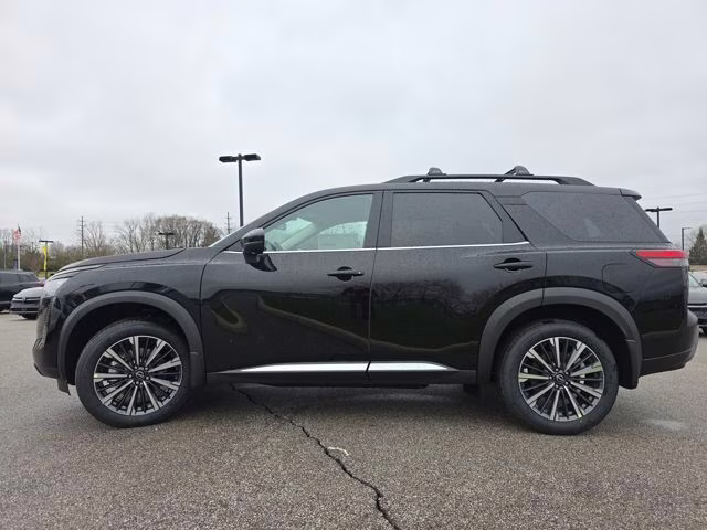 2026 Super Black Nissan Pathfinder Platinum 4X4 SUV