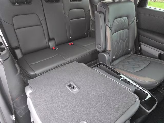 2026 Super Black Nissan Pathfinder Platinum 4X4 SUV