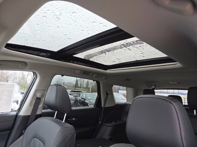 2026 Super Black Nissan Pathfinder Platinum 4X4 SUV
