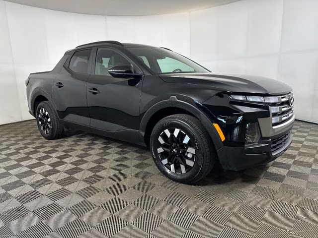 2025 Phantom Black Hyundai Santa Cruz SEL AWD Truck