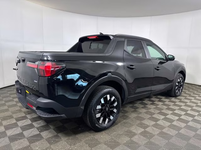 2025 Phantom Black Hyundai Santa Cruz SEL AWD Truck