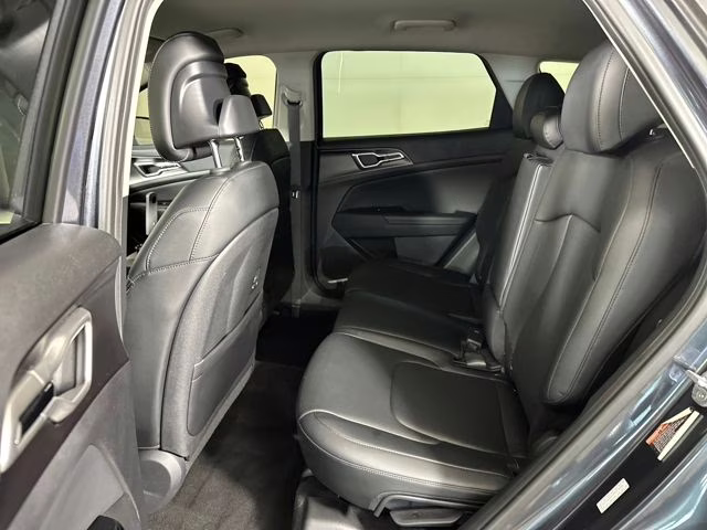 2023 Gravity Gray Kia Sportage EX FWD SUV