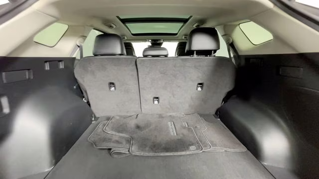 2023 Glacial White Pearl Kia Sportage SX-Prestige FWD SUV