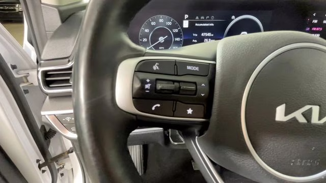 2023 Glacial White Pearl Kia Sportage SX-Prestige FWD SUV
