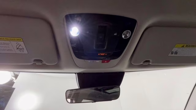 2023 Glacial White Pearl Kia Sportage SX-Prestige FWD SUV