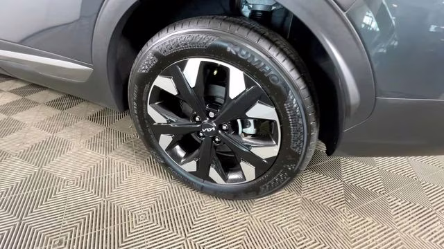 2024 Gravity Gray Kia Sportage X-Line AWD SUV