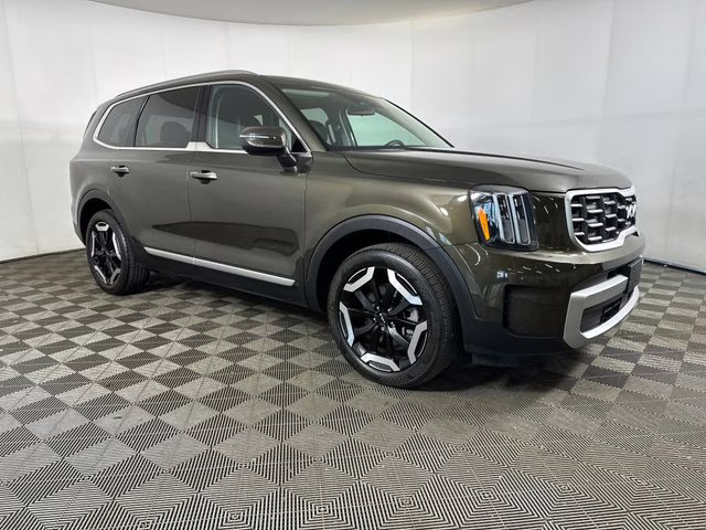 2024 Dark Moss Kia Telluride S FWD SUV