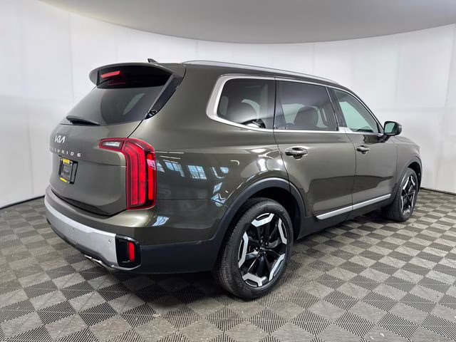 2024 Dark Moss Kia Telluride S FWD SUV
