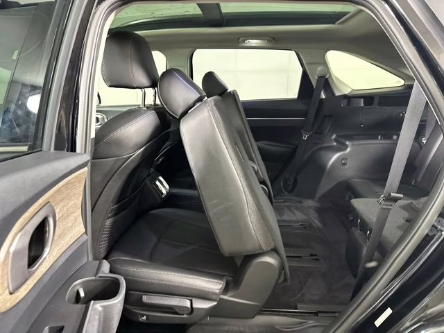 2022 Ebony Black Kia Sorento X-Line EX AWD SUV