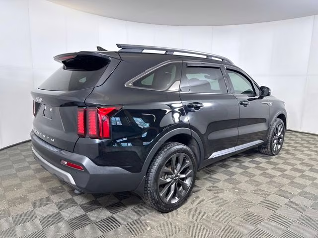 2022 Ebony Black Kia Sorento X-Line EX AWD SUV