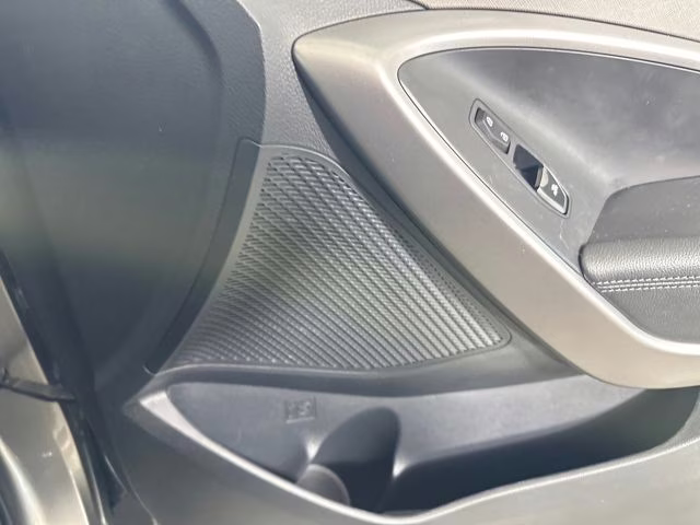 2016 Mineral Gray Hyundai Santa Fe Sport 2.4 Base AWD SUV