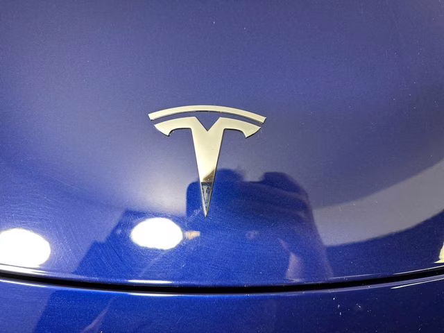 2021 Deep Blue Metallic Tesla Model Y Long Range AWD SUV