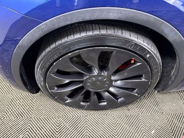 2022 Deep Blue Metallic Tesla Model Y Performance AWD SUV