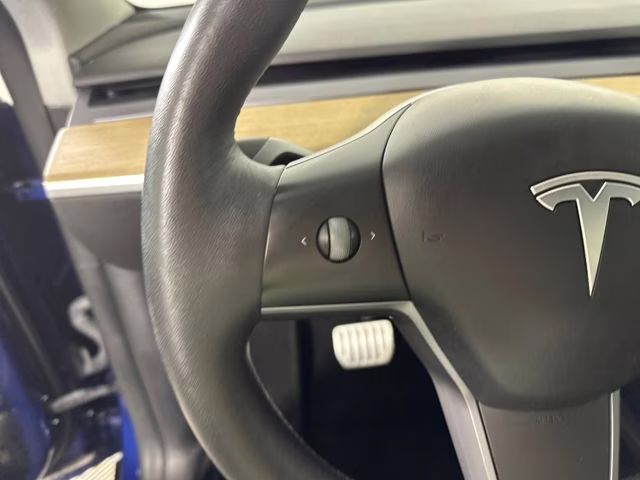 2022 Deep Blue Metallic Tesla Model Y Performance AWD SUV