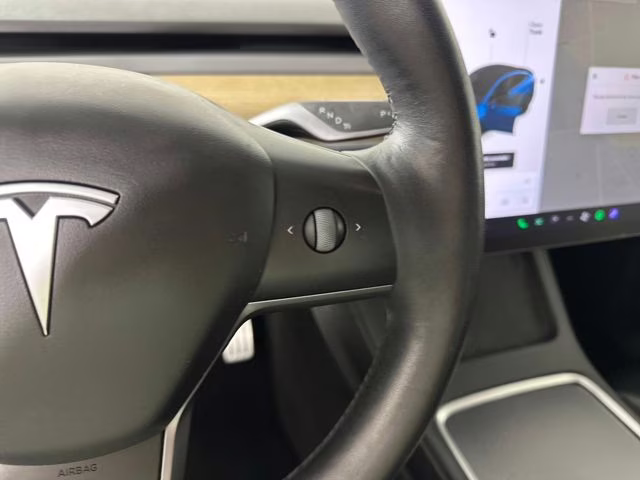 2022 Deep Blue Metallic Tesla Model Y Performance AWD SUV