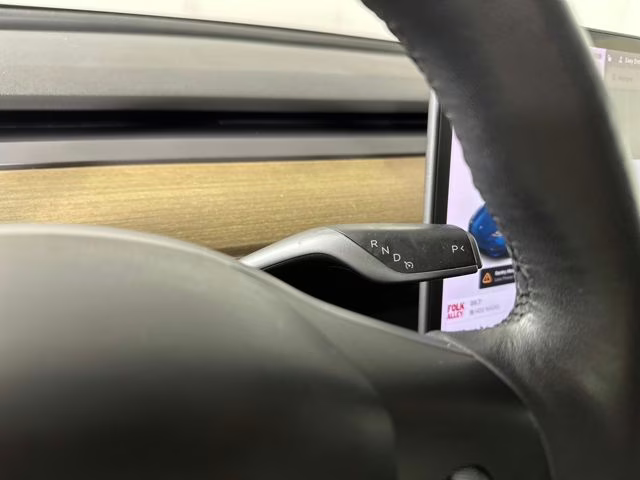 2022 Deep Blue Metallic Tesla Model Y Performance AWD SUV