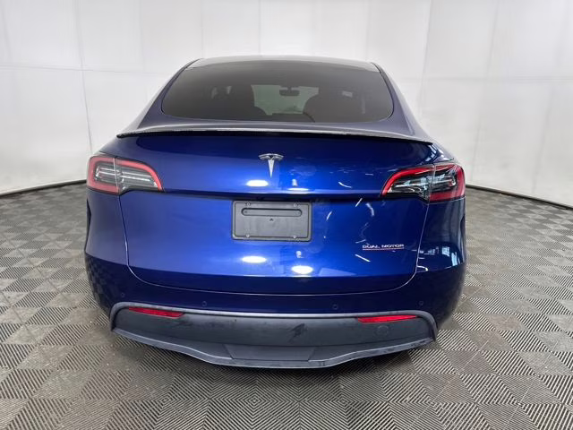 2022 Deep Blue Metallic Tesla Model Y Performance AWD SUV