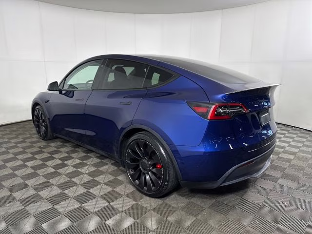 2022 Deep Blue Metallic Tesla Model Y Performance AWD SUV