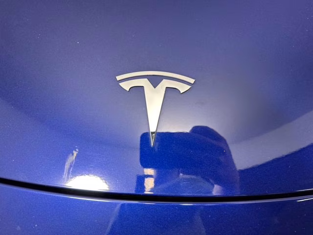 2022 Deep Blue Metallic Tesla Model Y Performance AWD SUV